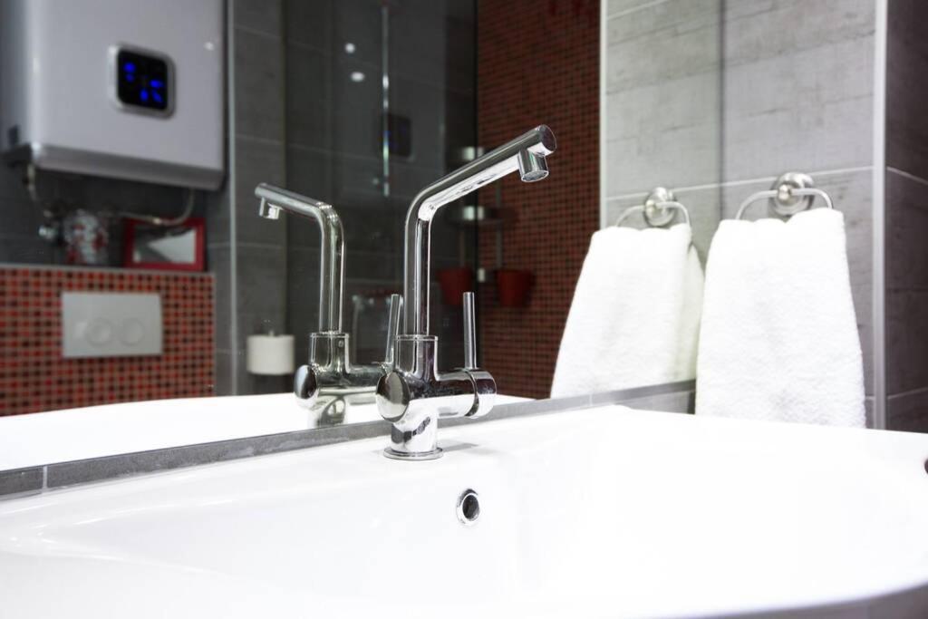 Appartamento A Bright Hideaway Ragusa Esterno foto