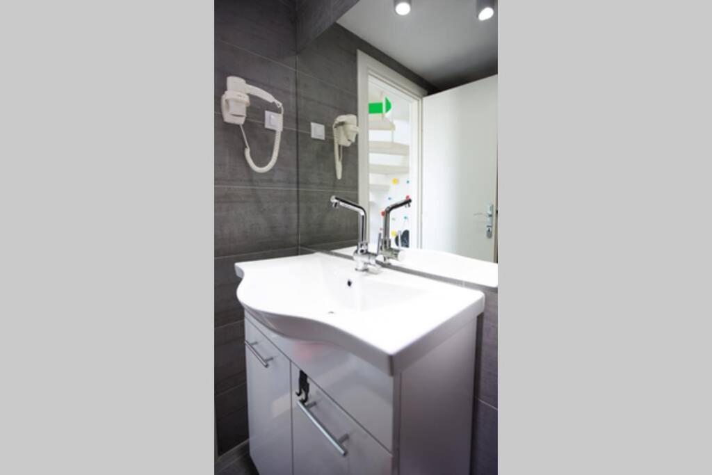 Appartamento A Bright Hideaway Ragusa Esterno foto