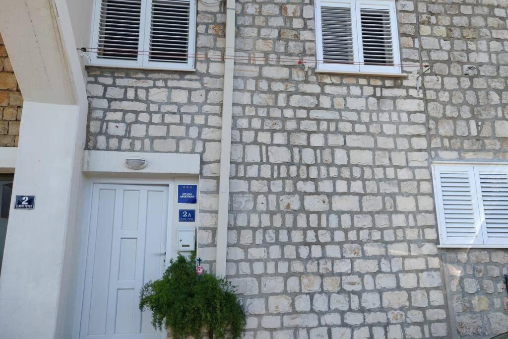 Appartamento A Bright Hideaway Ragusa Esterno foto